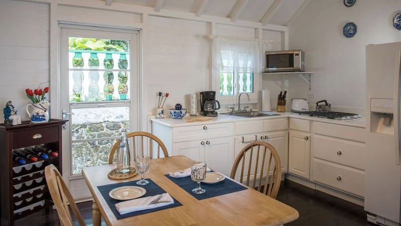 Flossie’s-Cottage-2