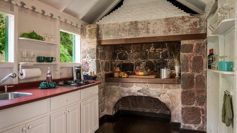 Lilly-Pond-Cottage-1