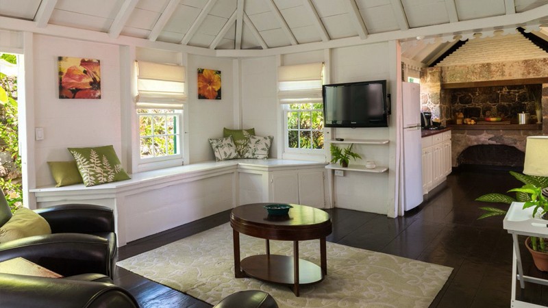 Lilly-Pond-Cottage-2