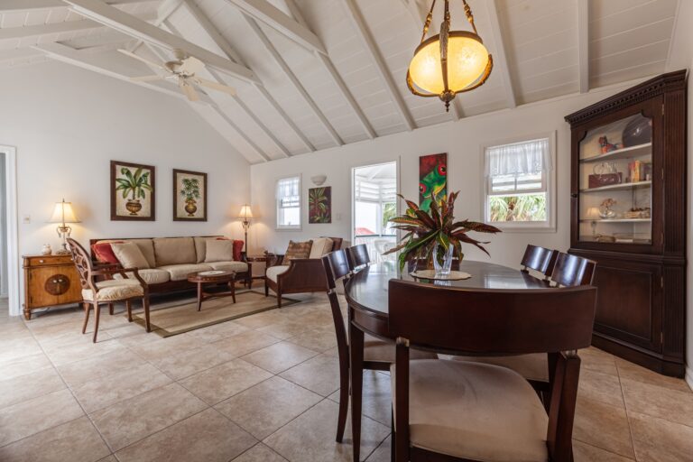 Inside Hibiscus Cottage 768x512