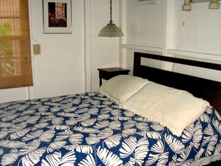 Iris 2nd bedrm blue 2 770x578 1 768x576