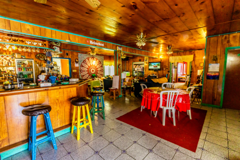 Lollipops Inn 1 768x515